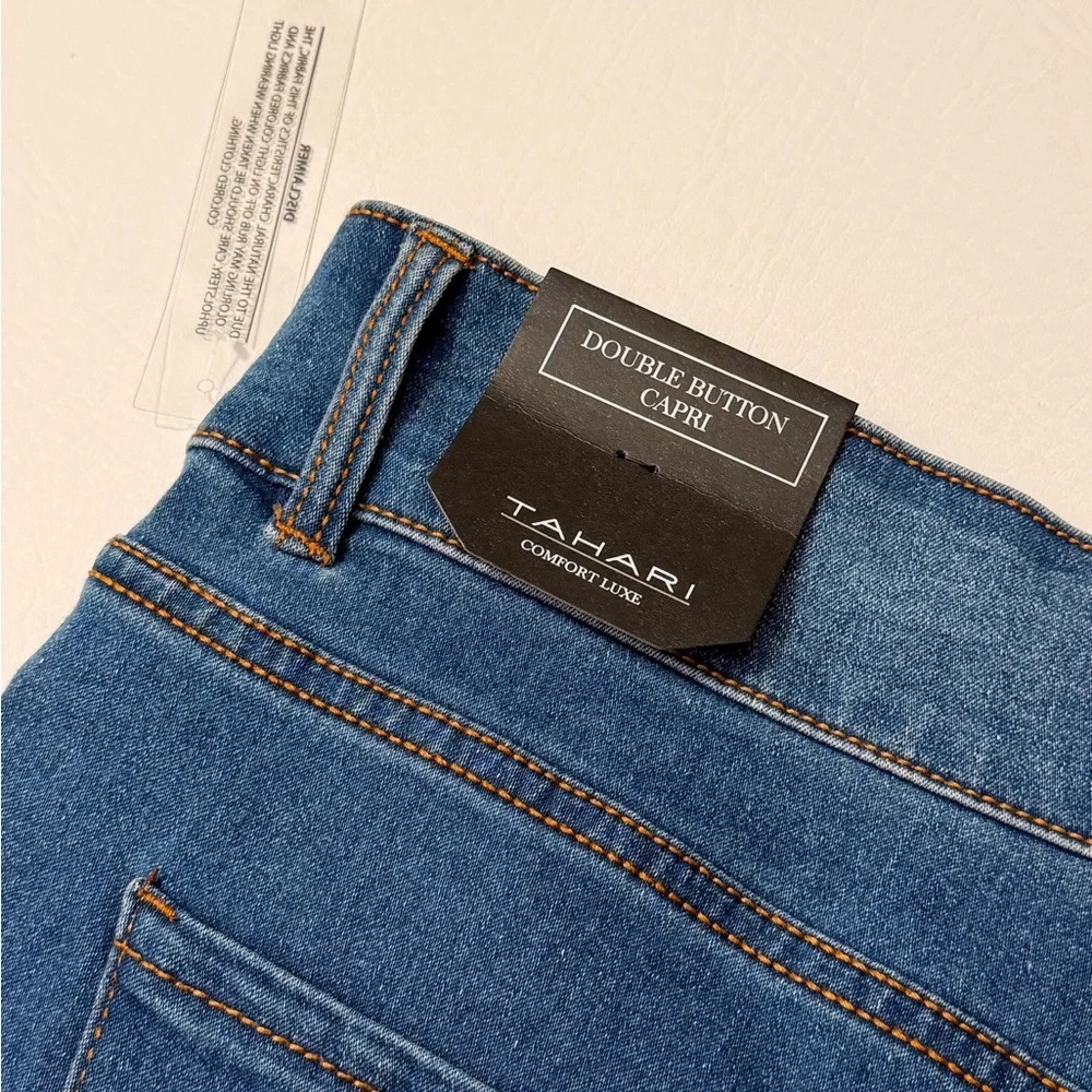 Tahari Alicia Women’s Capri Jeans Double‎ Button Stretch NWT 22W